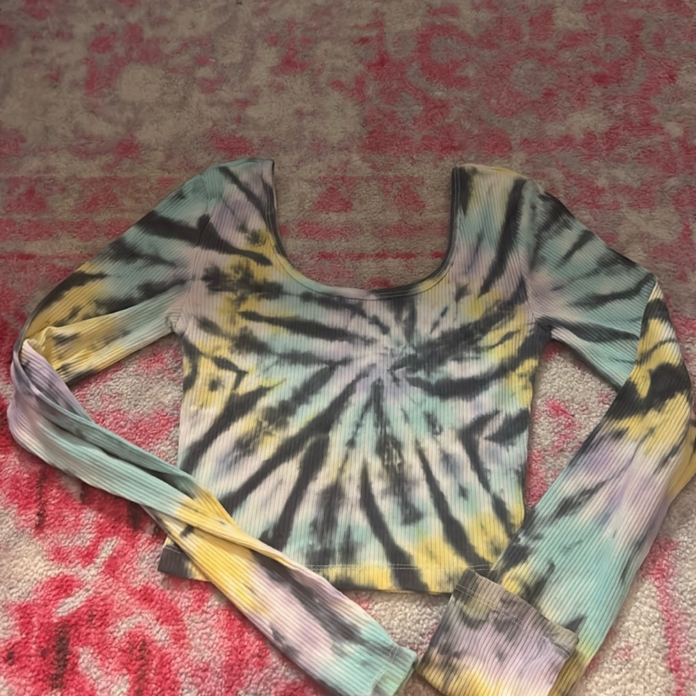 aeropostale long sleeve crop top